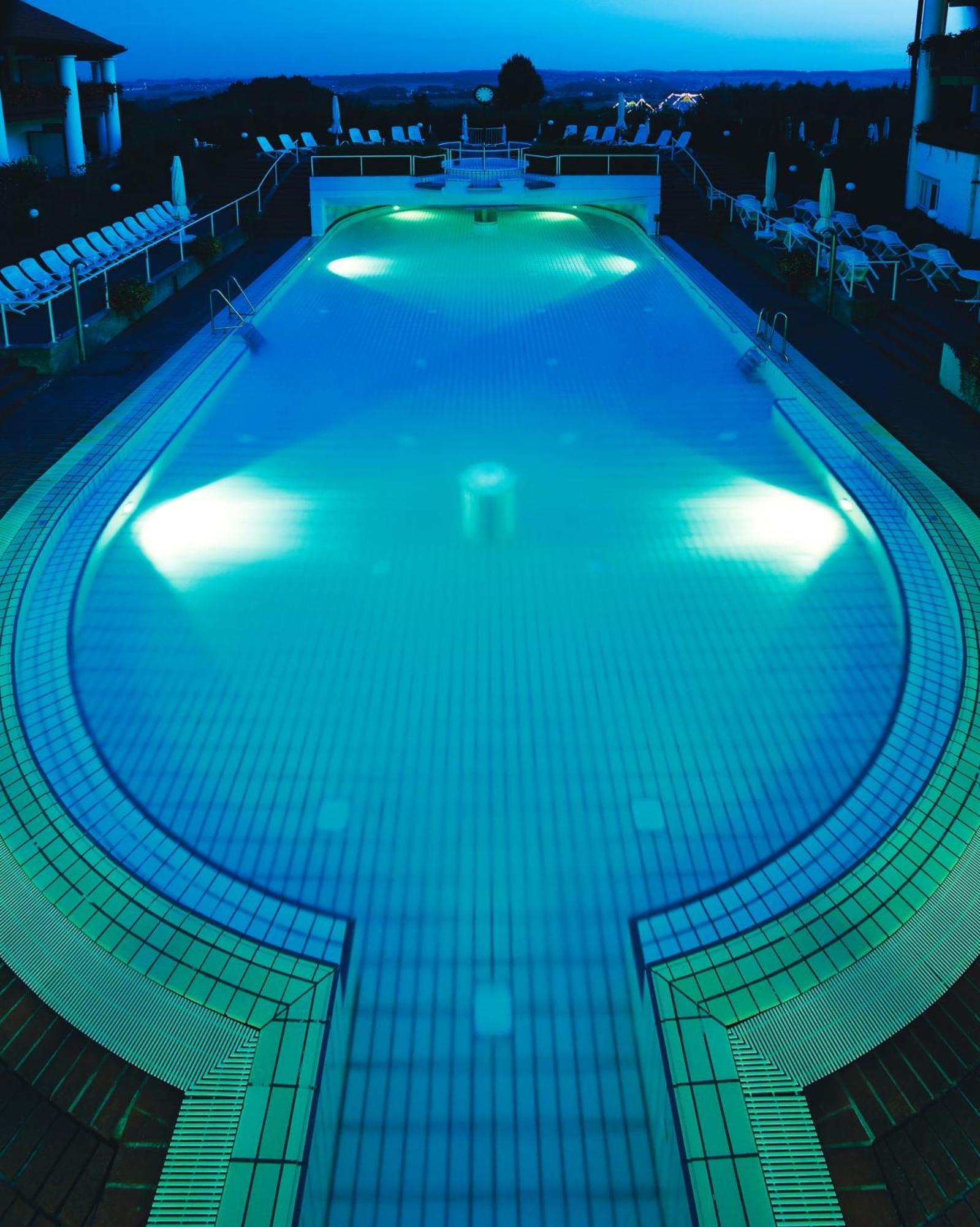 Hotel Fuerstenhof - Wellness- Und Golfhotel Бад-Грісбах Екстер'єр фото